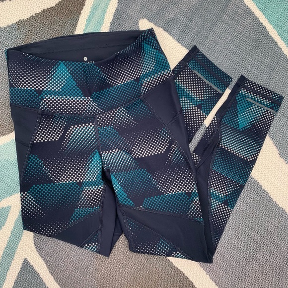 Athleta blue and teal mesh running pants with back pocket - Picture 3 of 11